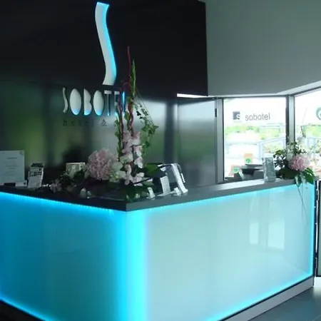 Hotel Sobotel & 3*